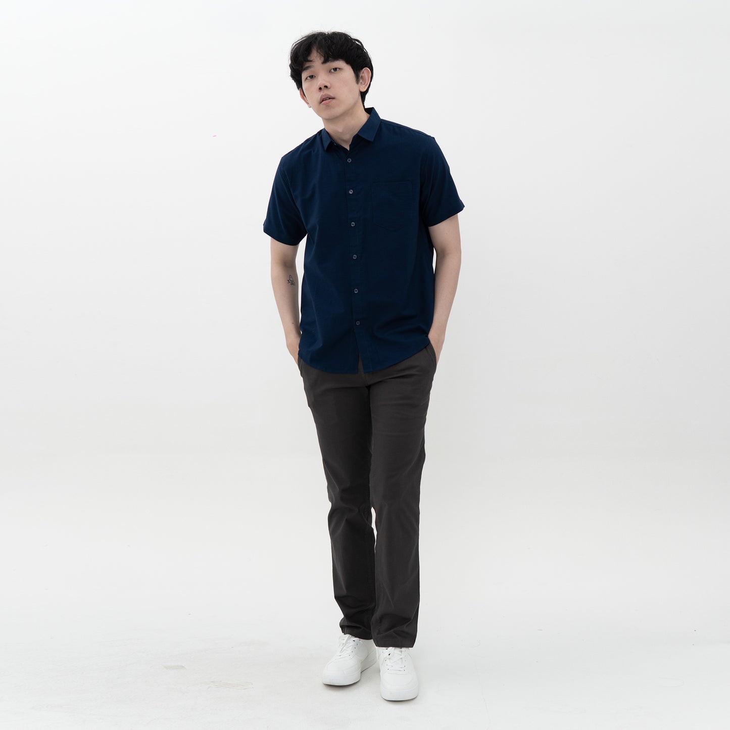 M231 Kemeja Pria Basic Polos Oxford Pendek Navy 1457G