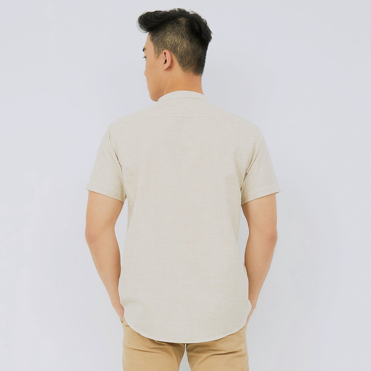 M231 Kemeja Pria Koko Pendek Cream 2325A
