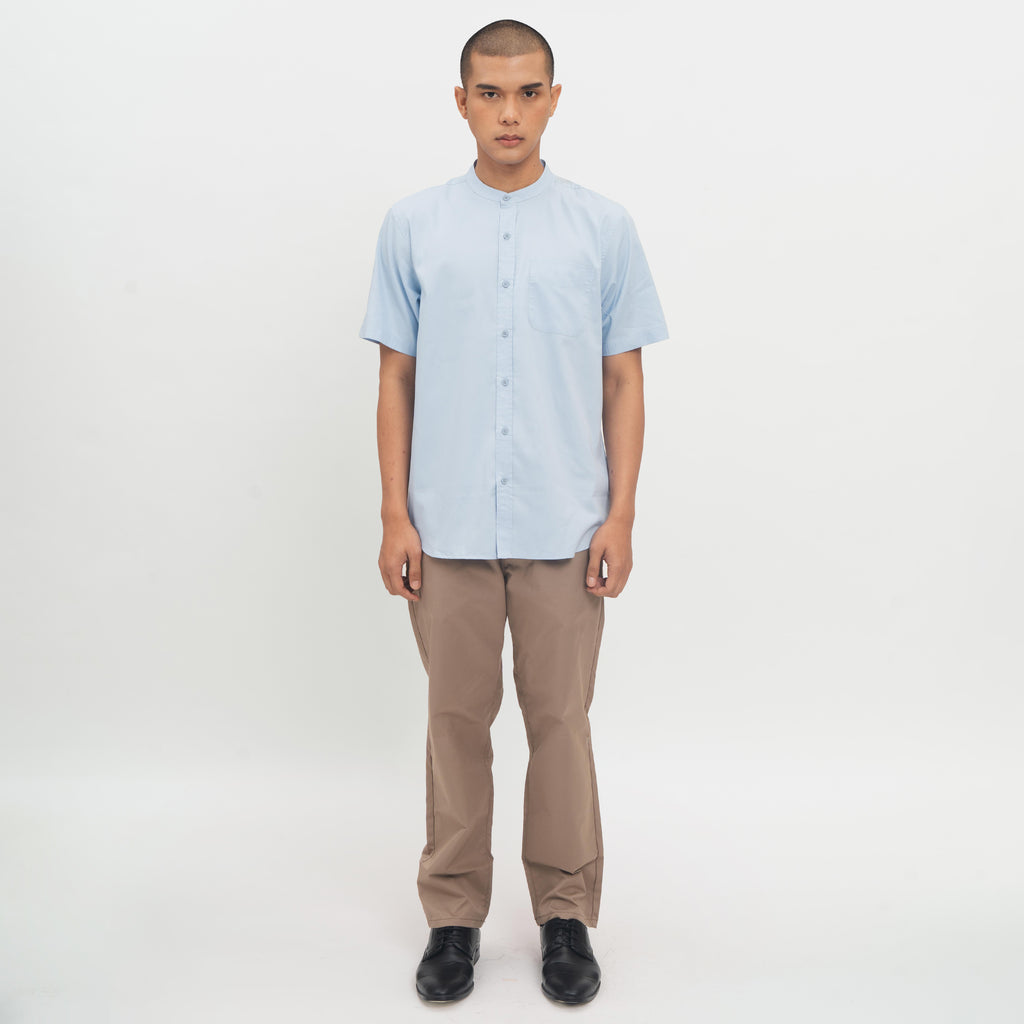 M231 Kemeja Pria Shanghai Polos Pendek Biru Muda 0914G