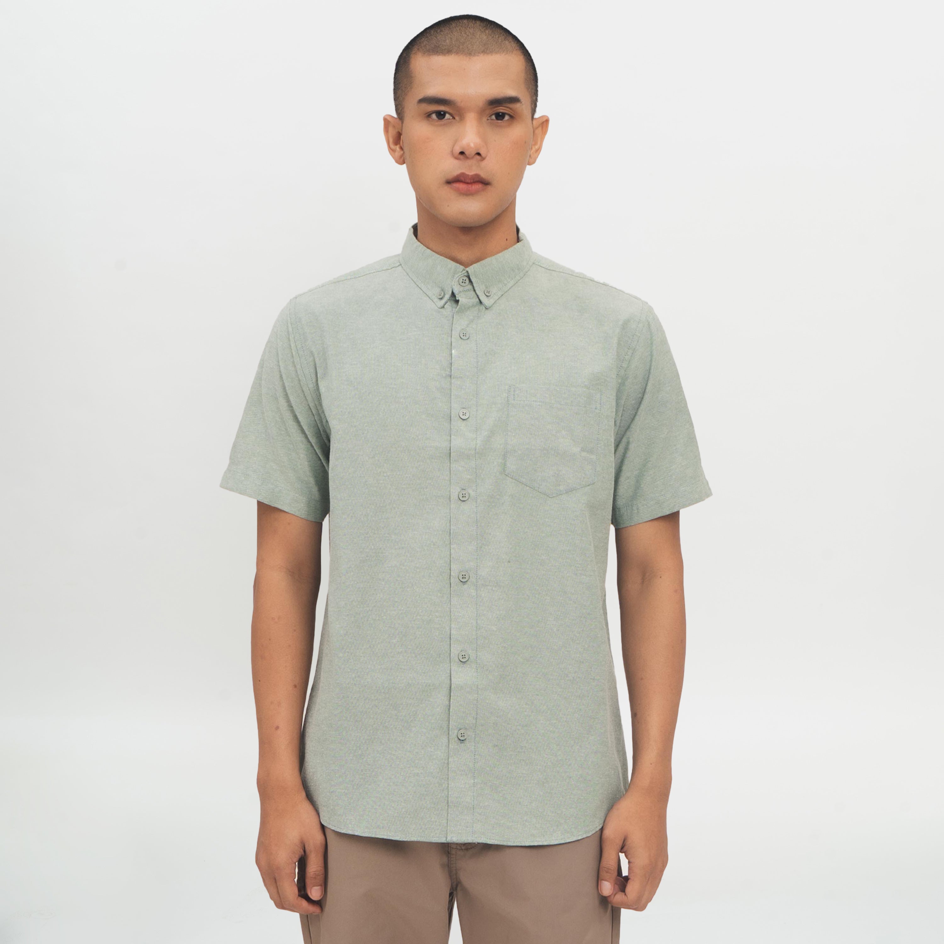 M231 Kemeja Pria Basic Polos Oxford Pendek Hijau Pupus 1457L
