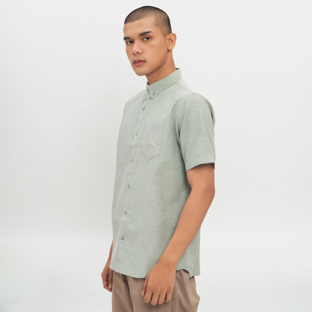 M231 Kemeja Pria Basic Polos Oxford Pendek Hijau Pupus 1457L