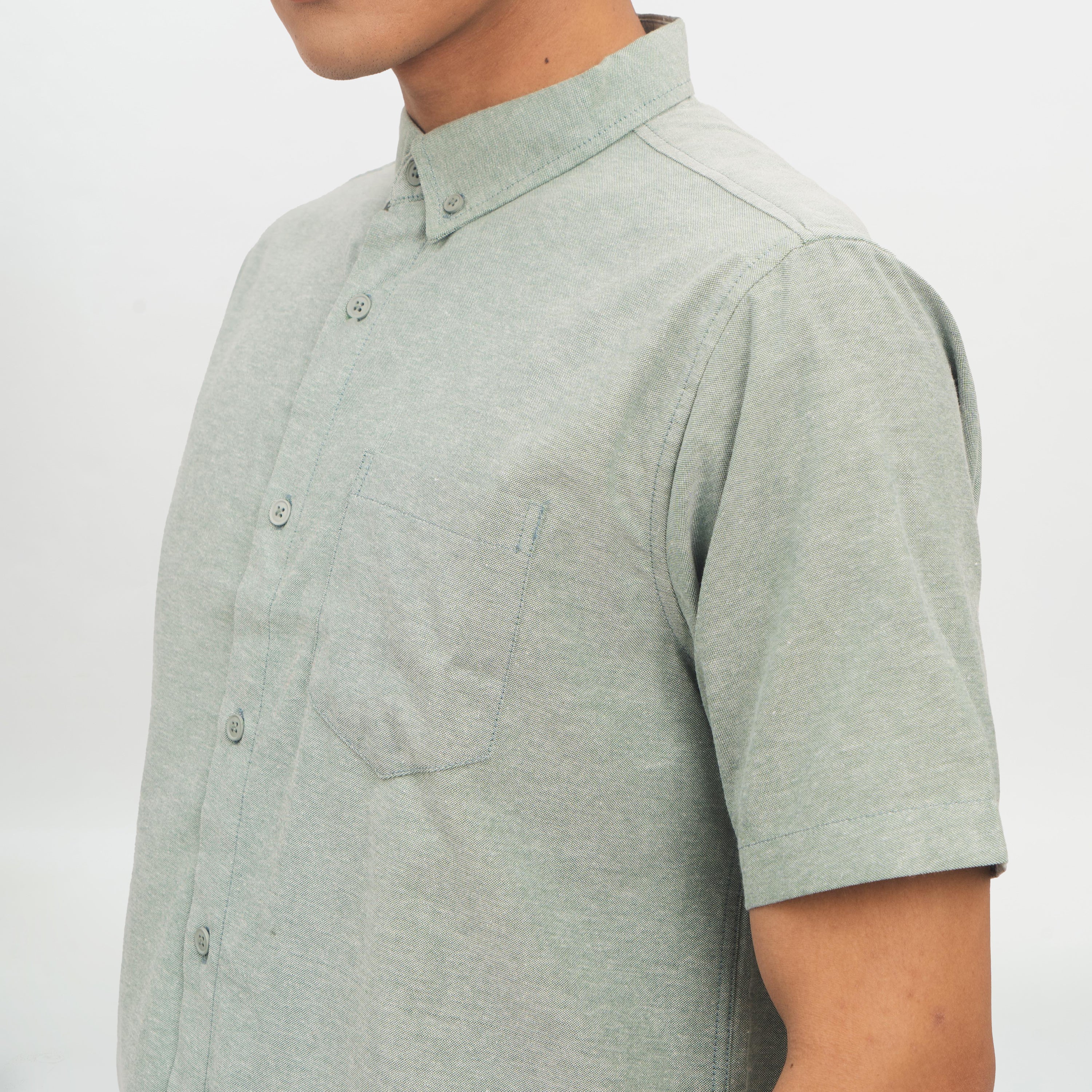 M231 Kemeja Pria Basic Polos Oxford Pendek Hijau Pupus 1457L