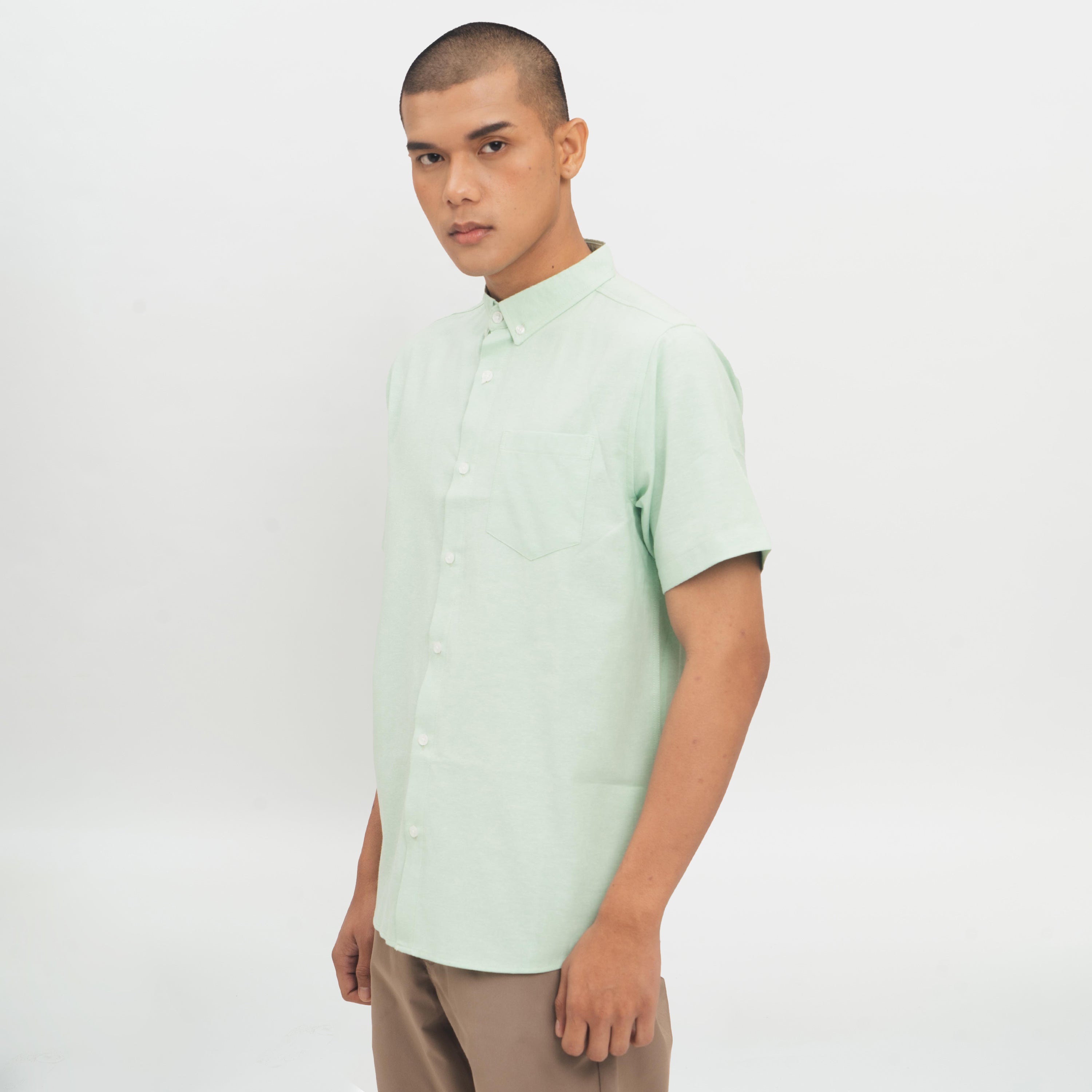 M231 Kemeja Pria Basic Polos Oxford Pendek Warna Hijau 1457S
