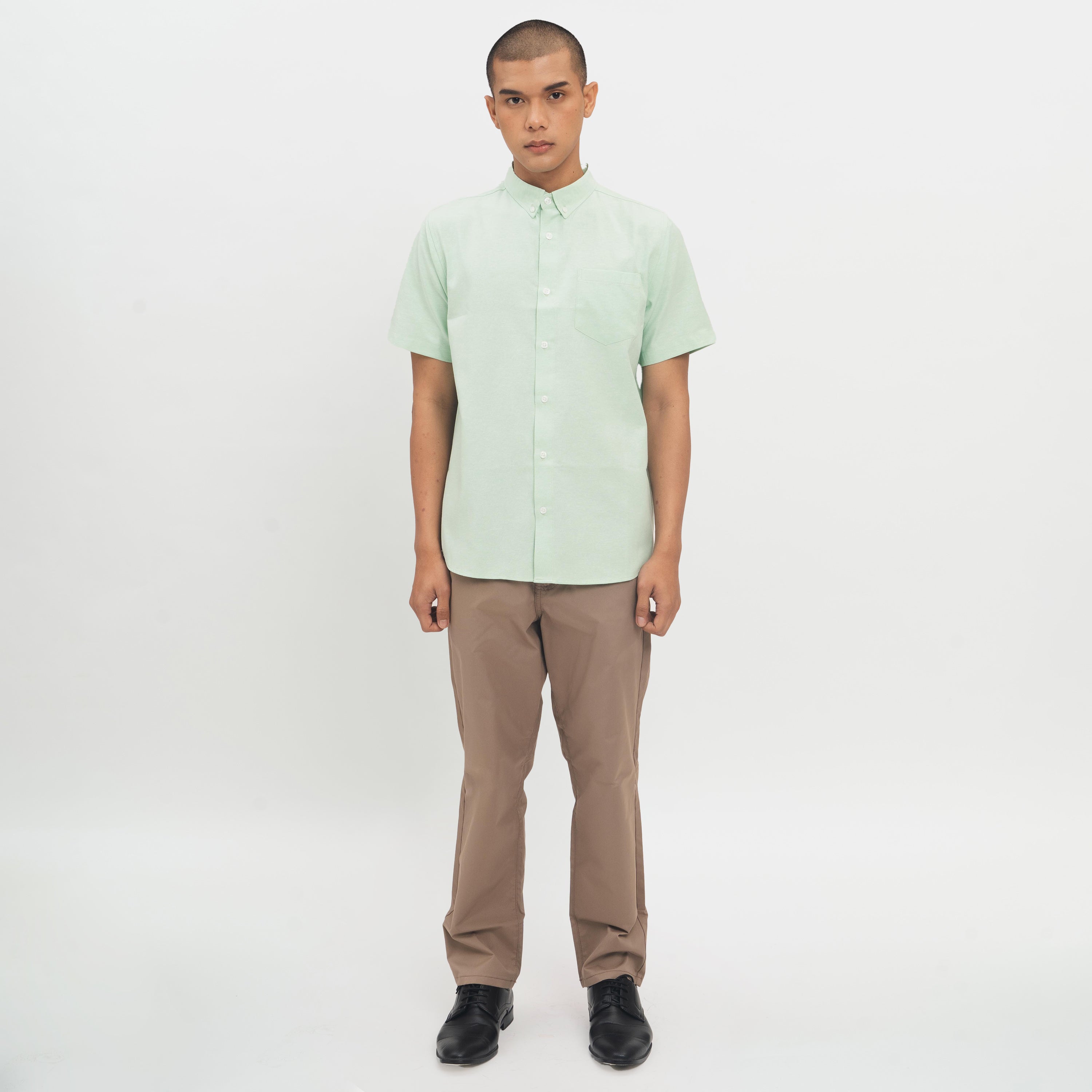 M231 Kemeja Pria Basic Polos Oxford Pendek Warna Hijau 1457S