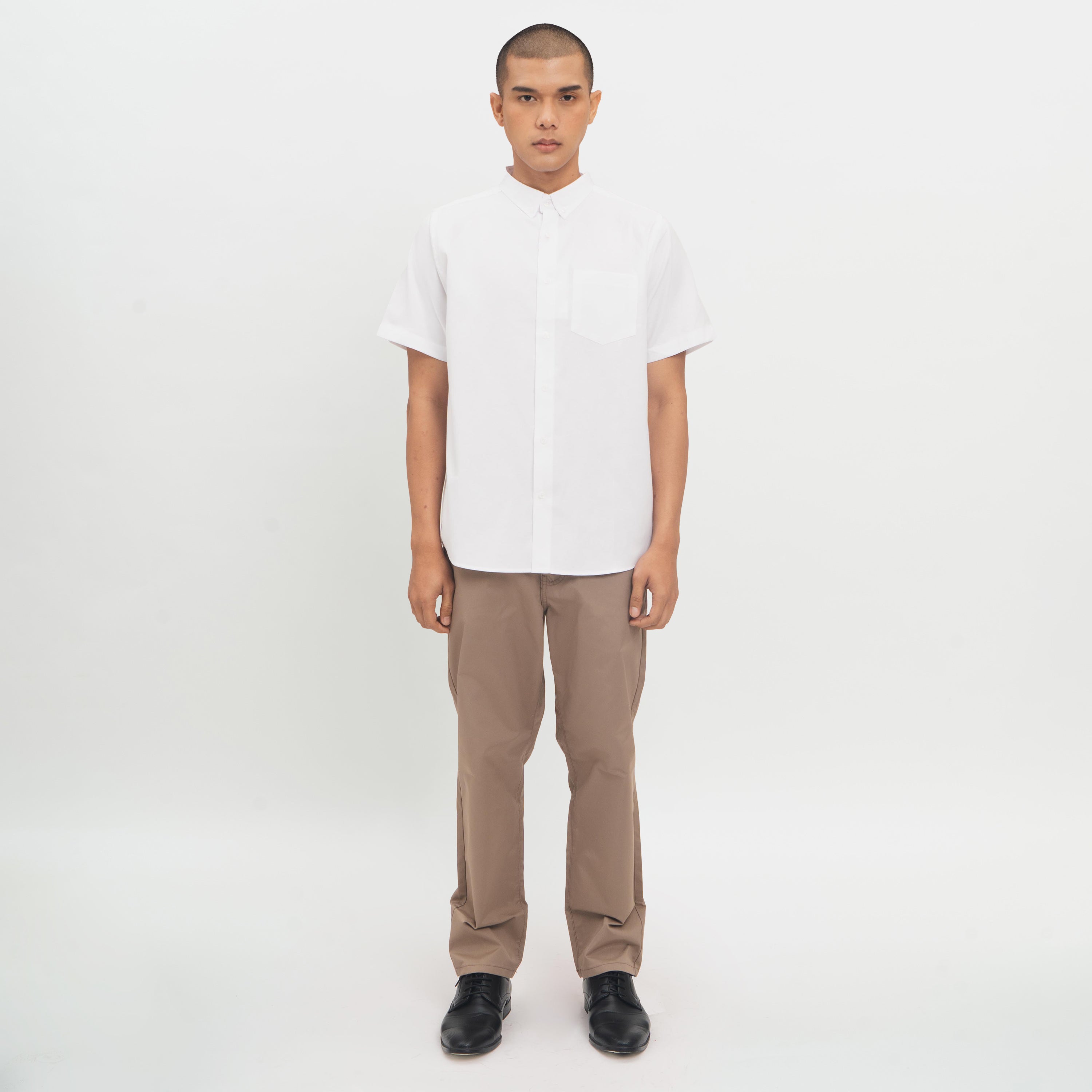 M231 Kemeja Pria Basic Polos Oxford Warna Putih 1457T