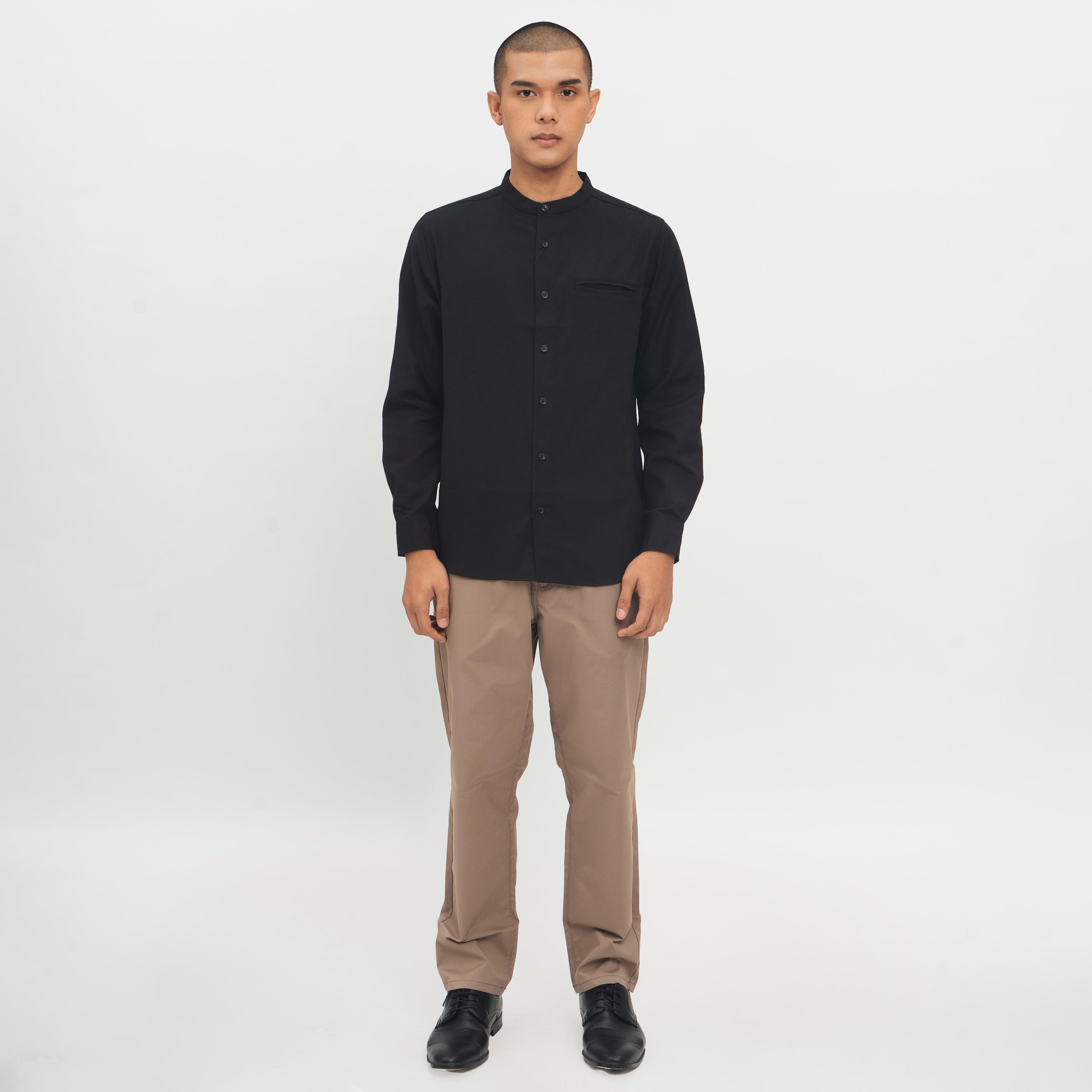 M231 Kemeja Pria Shanghai Polos Oxford Panjang Hitam 1552I