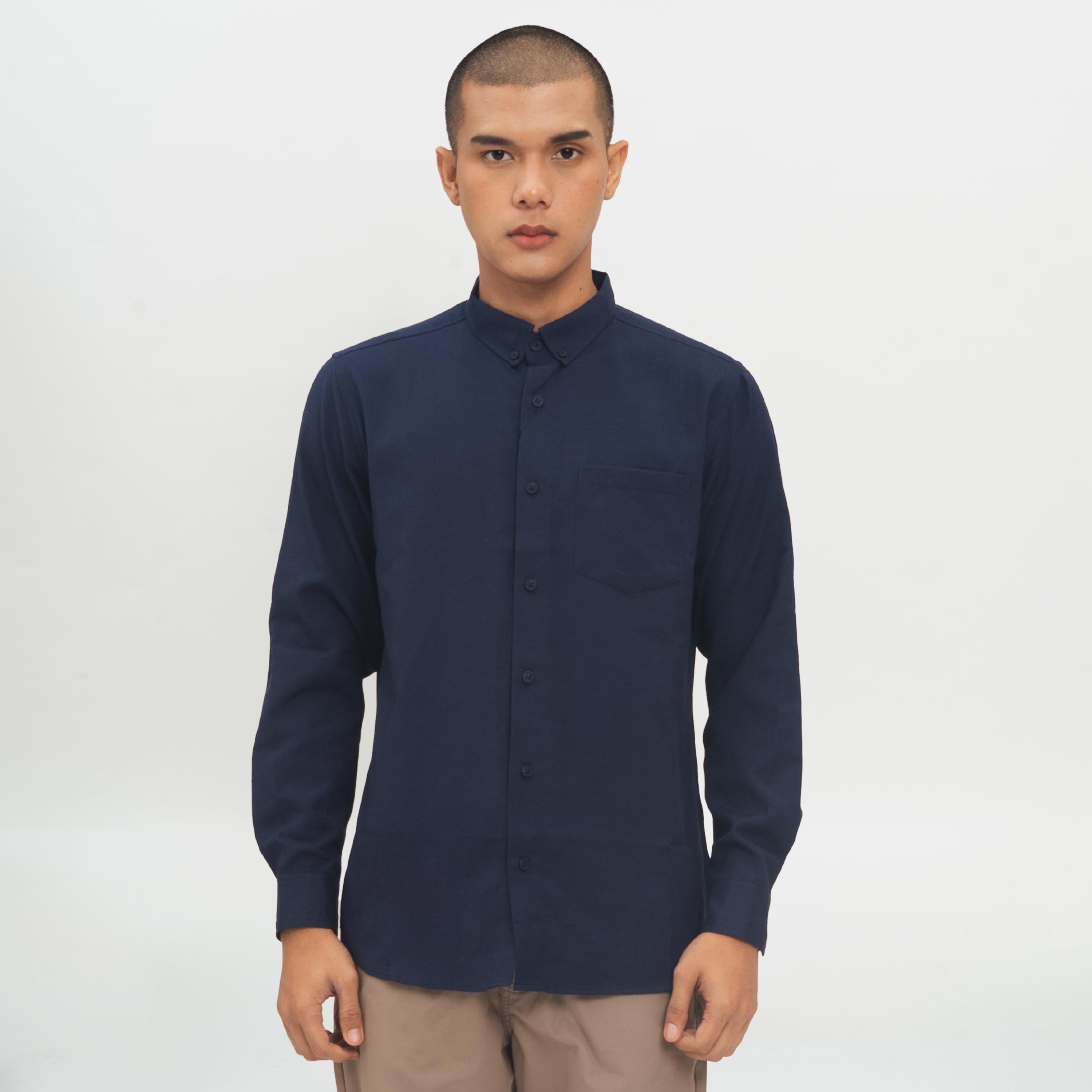 M231 Kemeja Pria Basic Polos Oxford Panjang Warna Navy 1456H