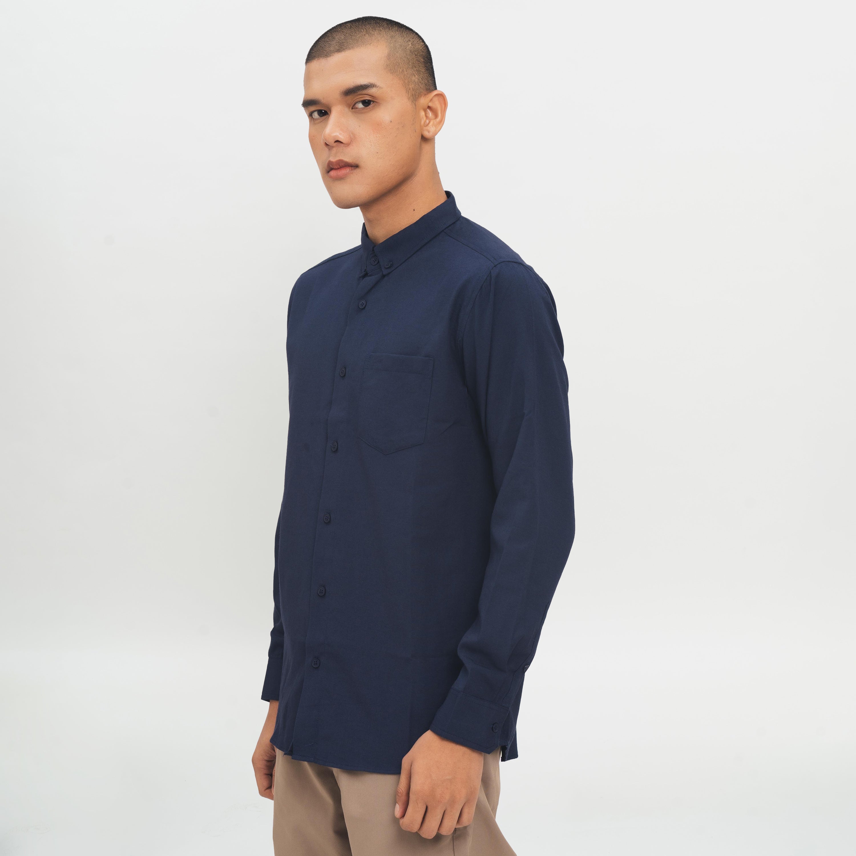 M231 Kemeja Pria Basic Polos Oxford Panjang Warna Navy 1456H