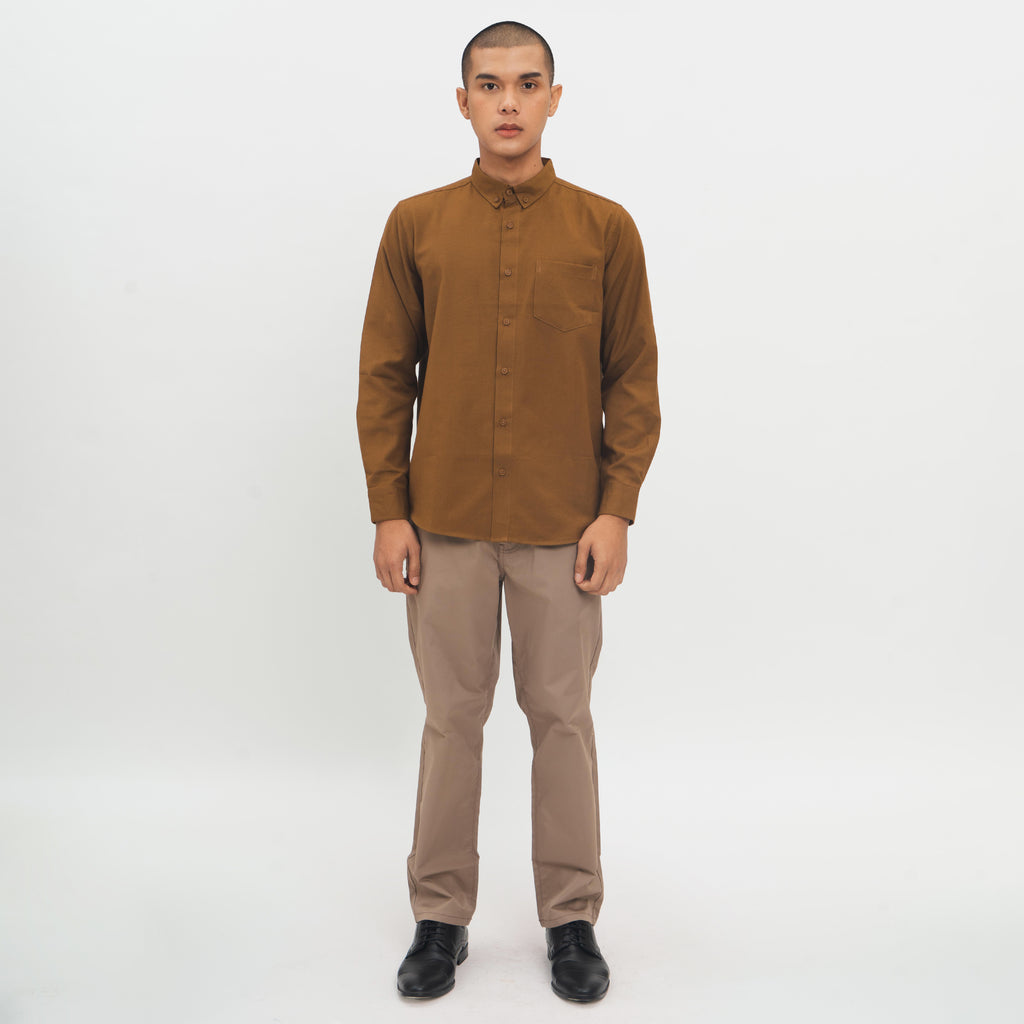 M231 Kemeja Pria Basic Polos Oxford Panjang Coklat 1456R