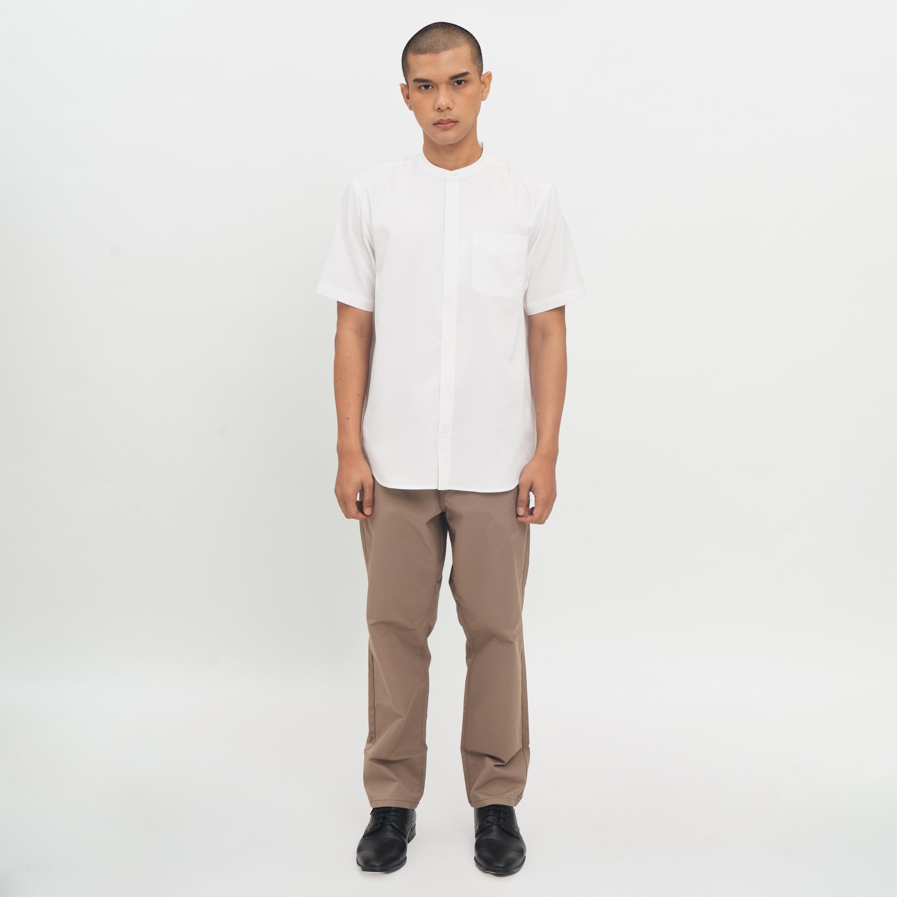 M231 Kemeja Pria Shanghai Polos Pendek Putih 0914D
