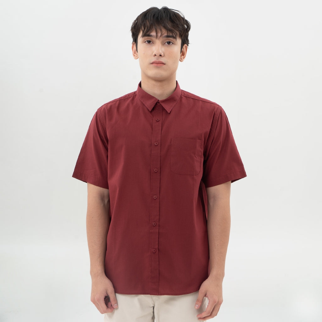 M231 Kemeja Pria Basic Polos Pendek 0643