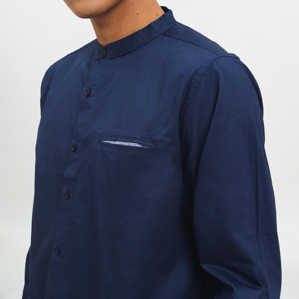 M231 Kemeja Pria Shanghai Polos Panjang Warna Navy 1552H