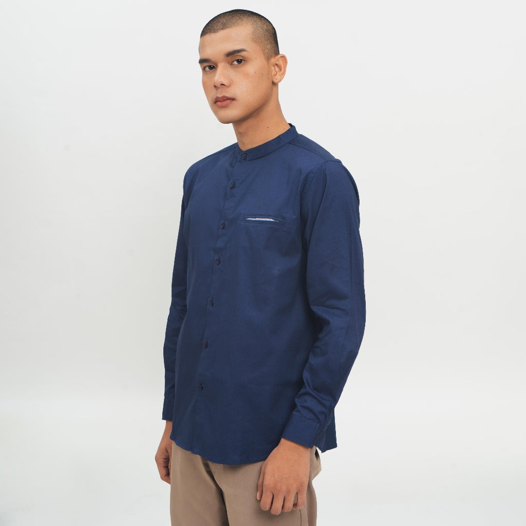 M231 Kemeja Pria Shanghai Polos Panjang Warna Navy 1552H