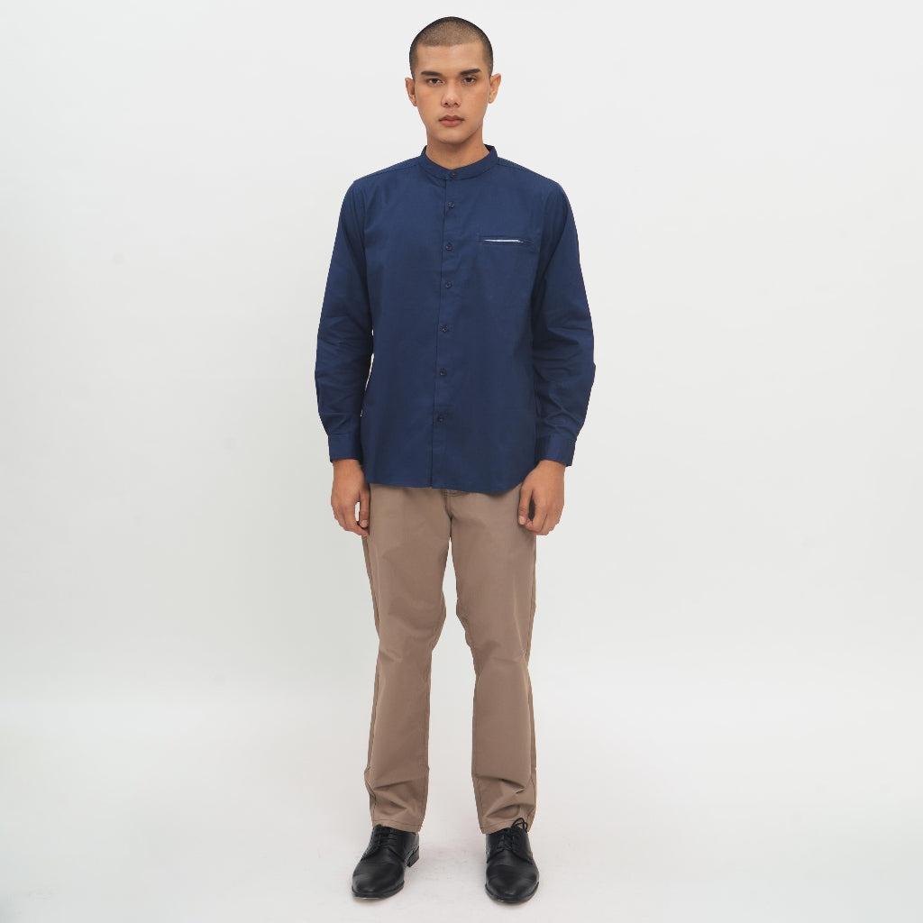 M231 Kemeja Pria Shanghai Polos Panjang Warna Navy 1552H