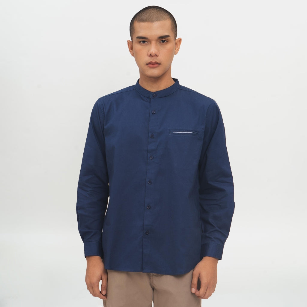 M231 Kemeja Pria Shanghai Polos Panjang Warna Navy 1552H