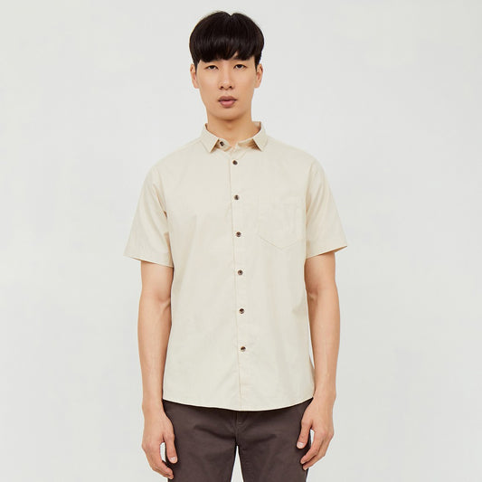 M231 Kemeja Pria Basic Polos Pendek Cream 2132C