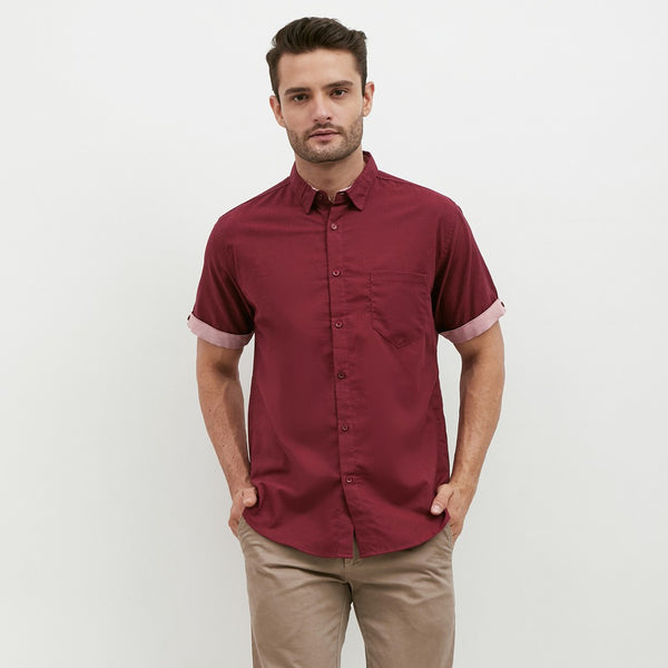 M231 Kemeja Pria Basic Polos Oxford Pendek Warna Maroon 1872B