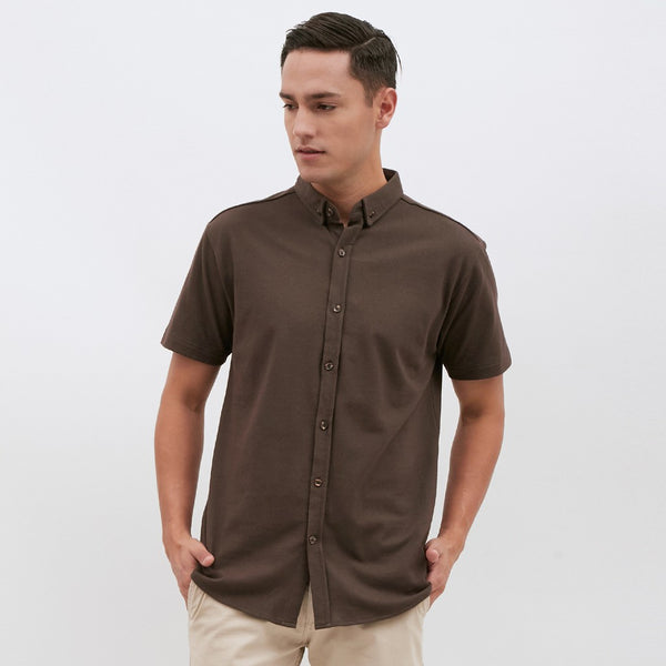 M231 Kemeja Pria Cotton Pique Pendek Warna Coklat 1793G