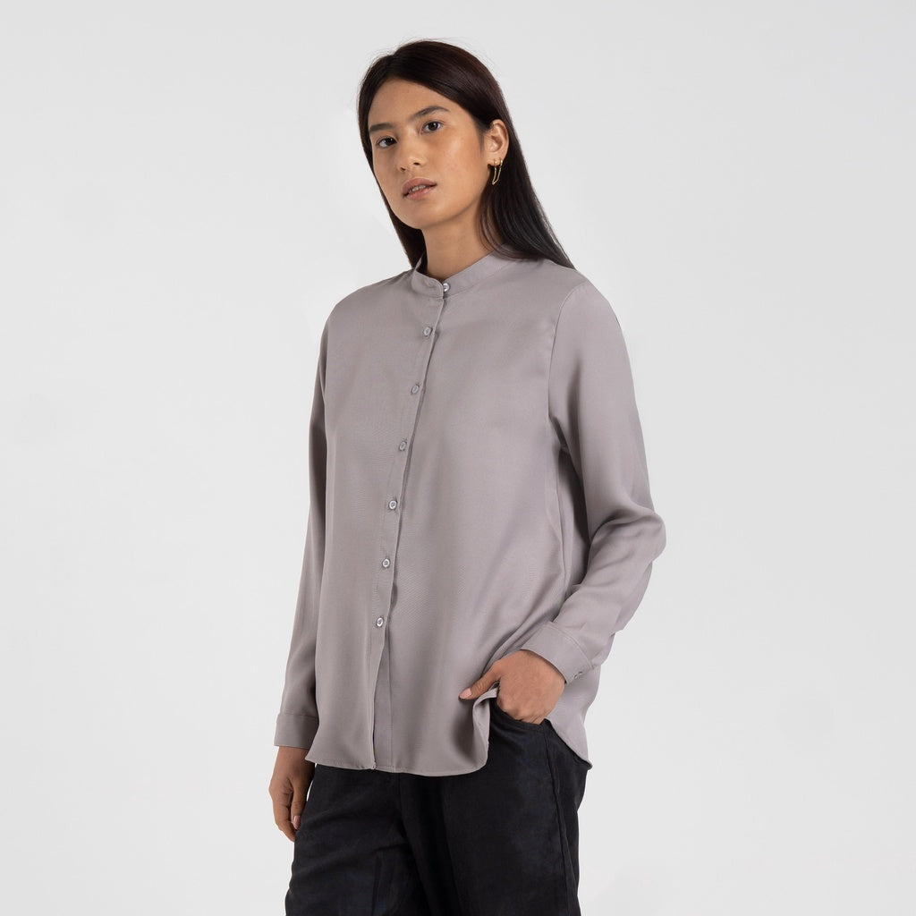M231 Kemeja Wanita Henley Neck Panjang Wet Weather 2451C