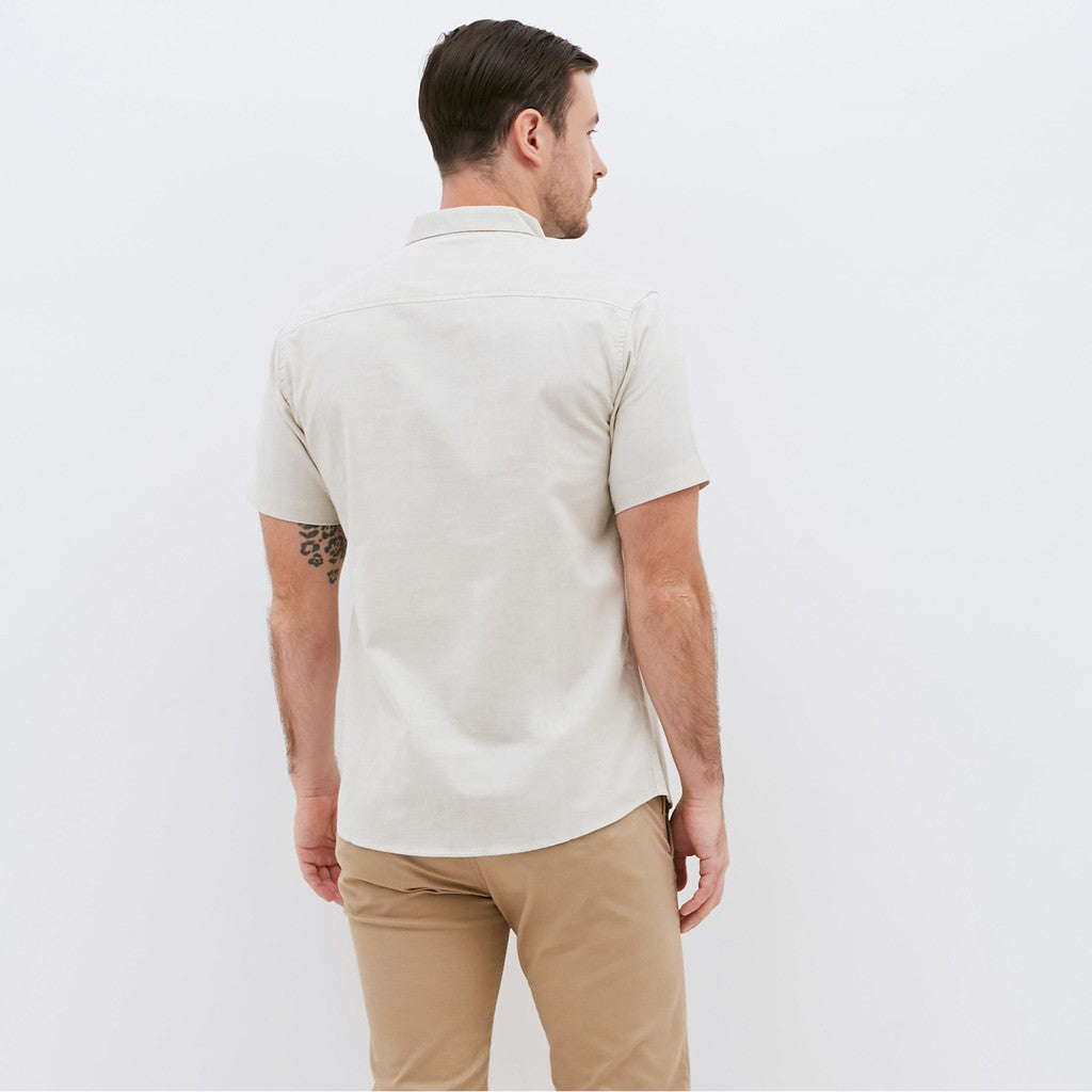 M231 Kemeja Pria Basic Polos Oxford Pendek Warna Khaki 1457B