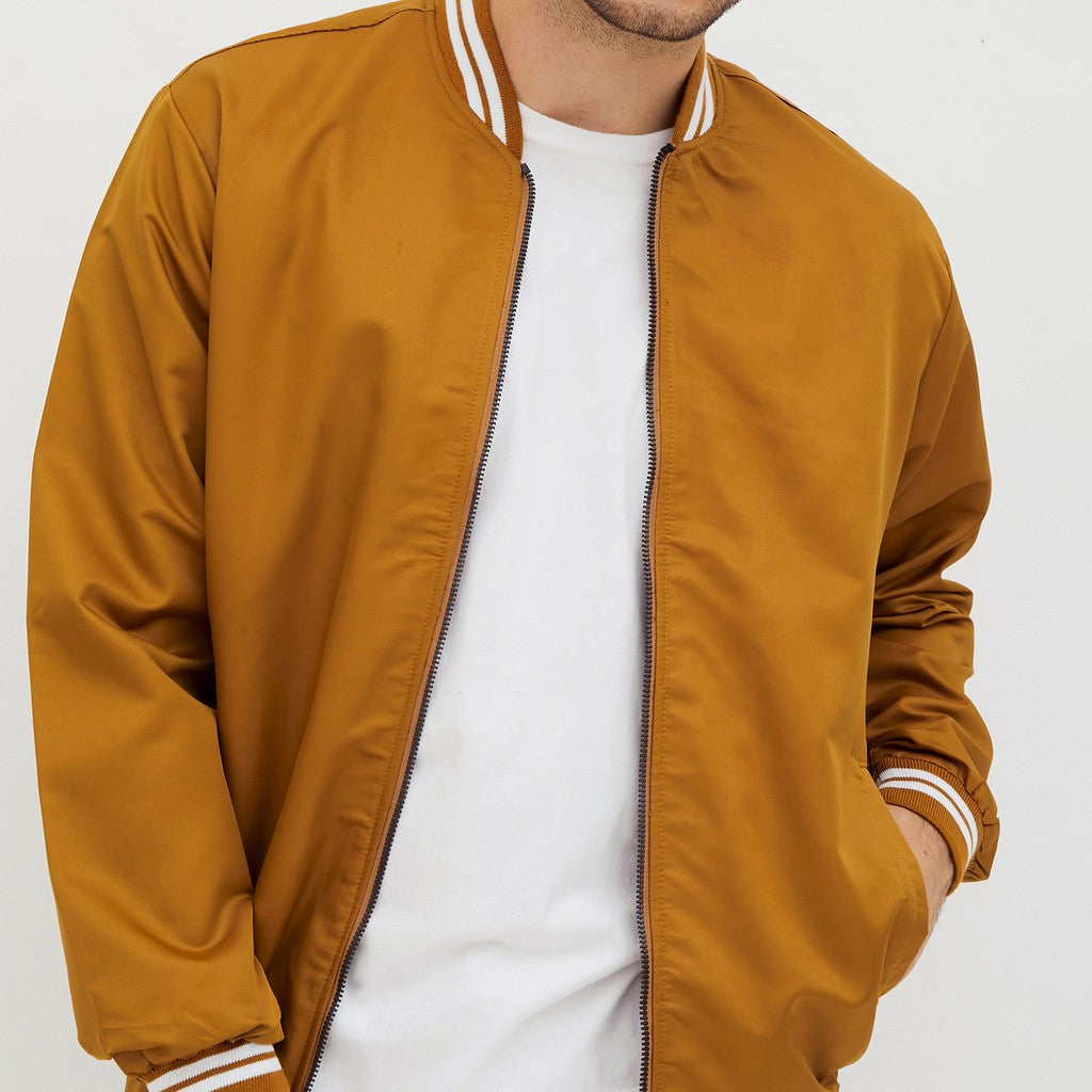 M231 Jaket Pria Bomber Taslan Panjang Mustard 2078E