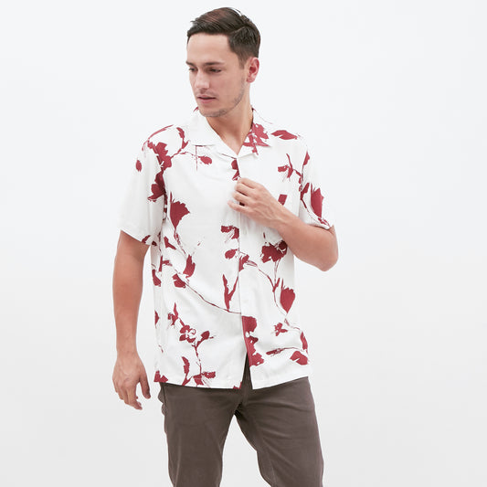 M231 Kemeja Pria Printing Hawaii Pendek Warna Maroon 0632C