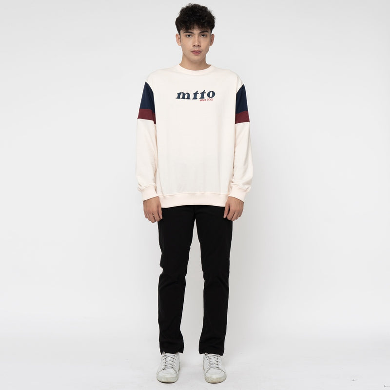 M231 Sweater Crewneck Panjang Broken White 2231A