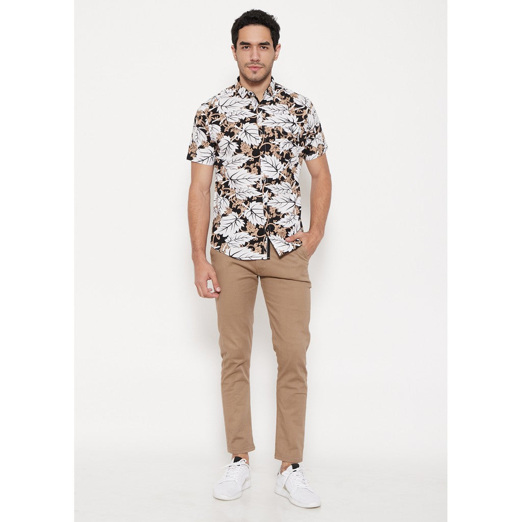 M231 Kemeja Pria Printing Pendek Warna Hitam 1112