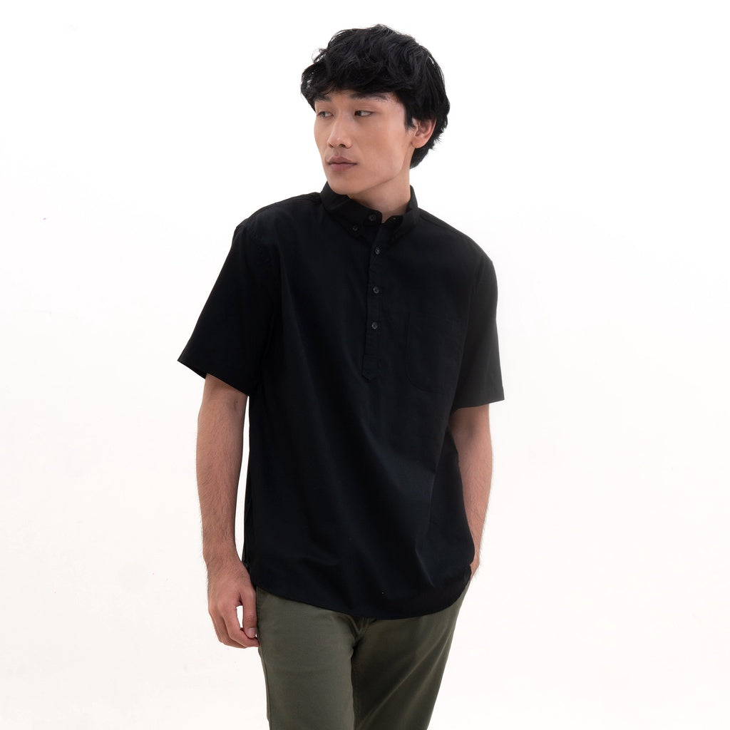 M231 Kemeja Pria Pullover Polos Pendek Hitam 2287B