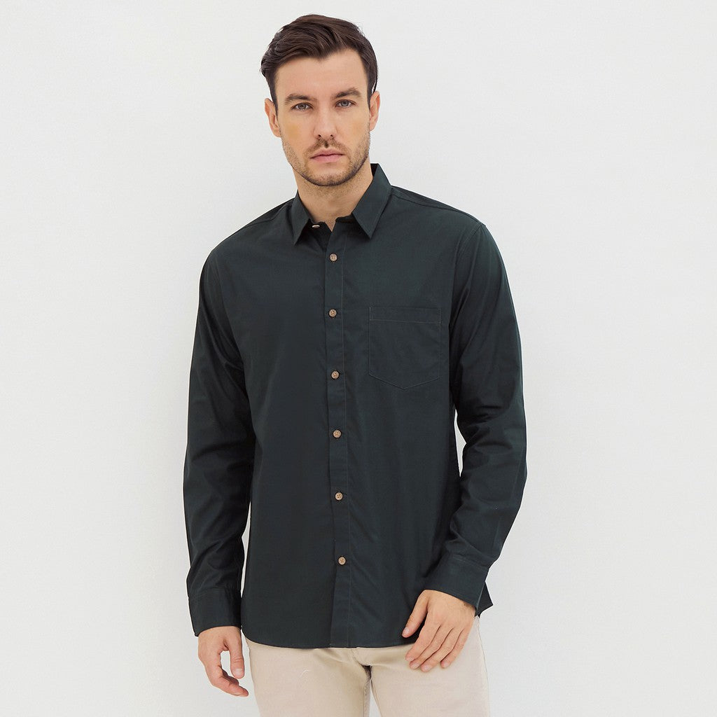 M231 Kemeja Pria Basic Polos Panjang Hijau Tua 1468K