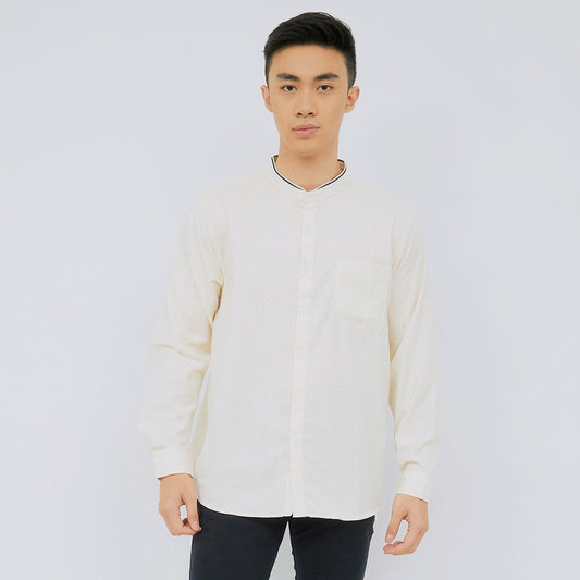 M231 Kemeja Pria Shanghai Bertekstur Panjang Cream 2373B