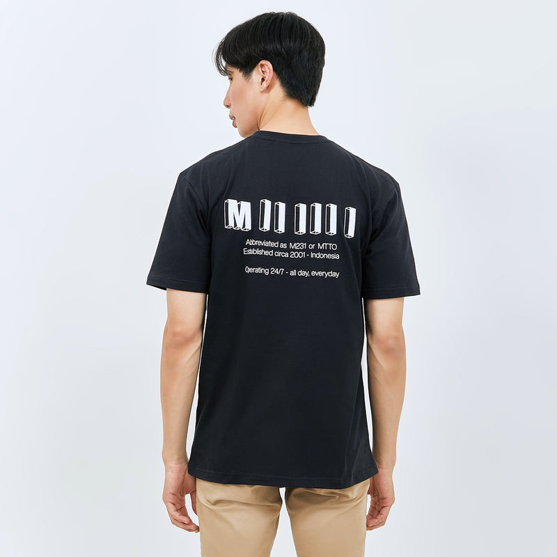 M231 T-Shirt Grafis Pendek Hitam 2737A