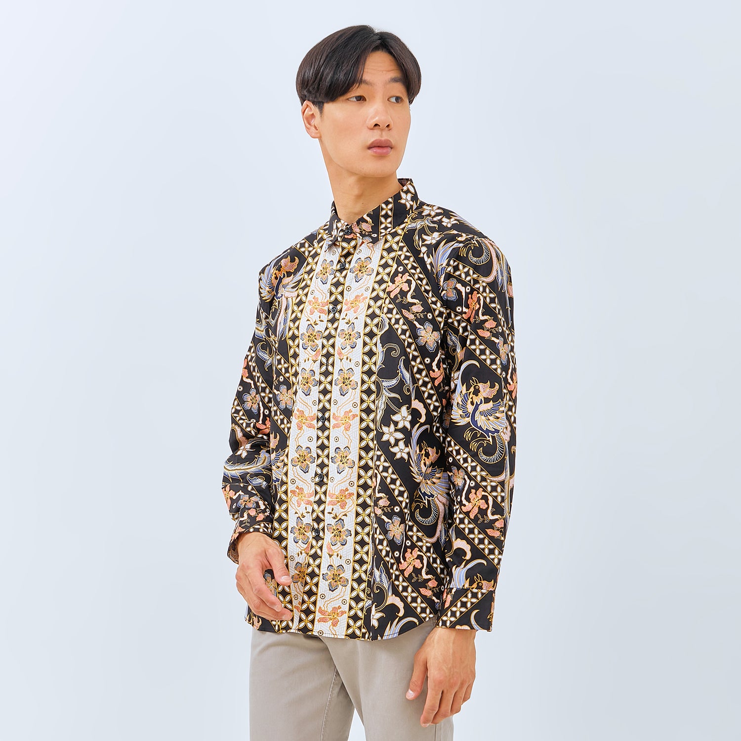 M231 Kemeja Pria Batik Panjang Hitam 3032