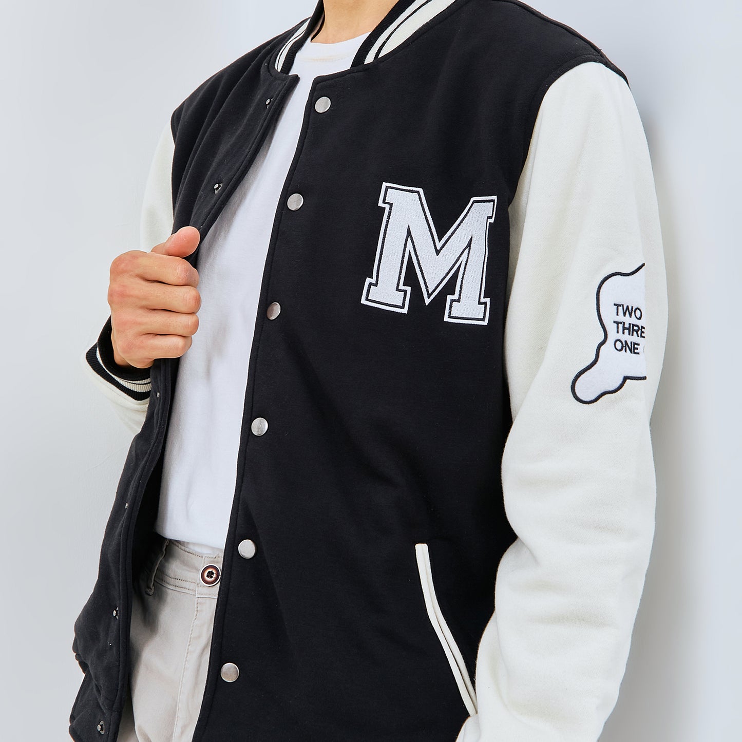 M231 Jaket Varsity All day Every Day Hitam 2703A